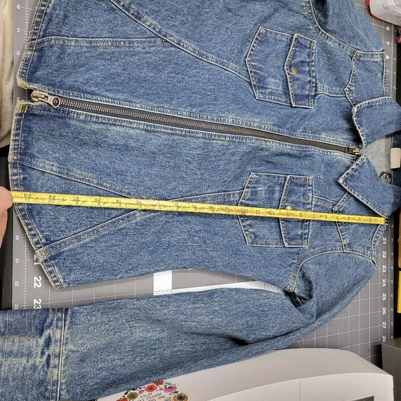 Arizona Jeans Blue Jean Jacket with Zipper Closure Size Small - Picture 10 of 10